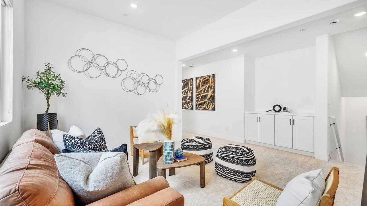 Photo of Livingroom in Irvine