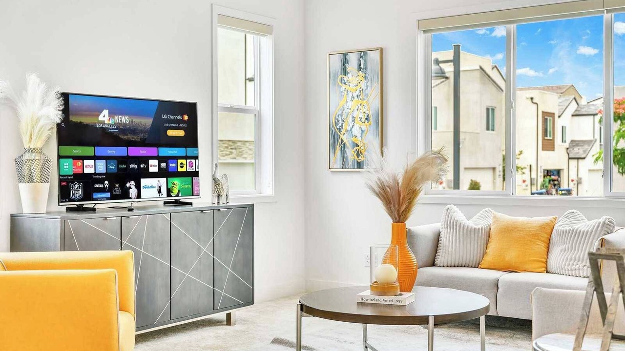 Photo of Livingroom in Irvine