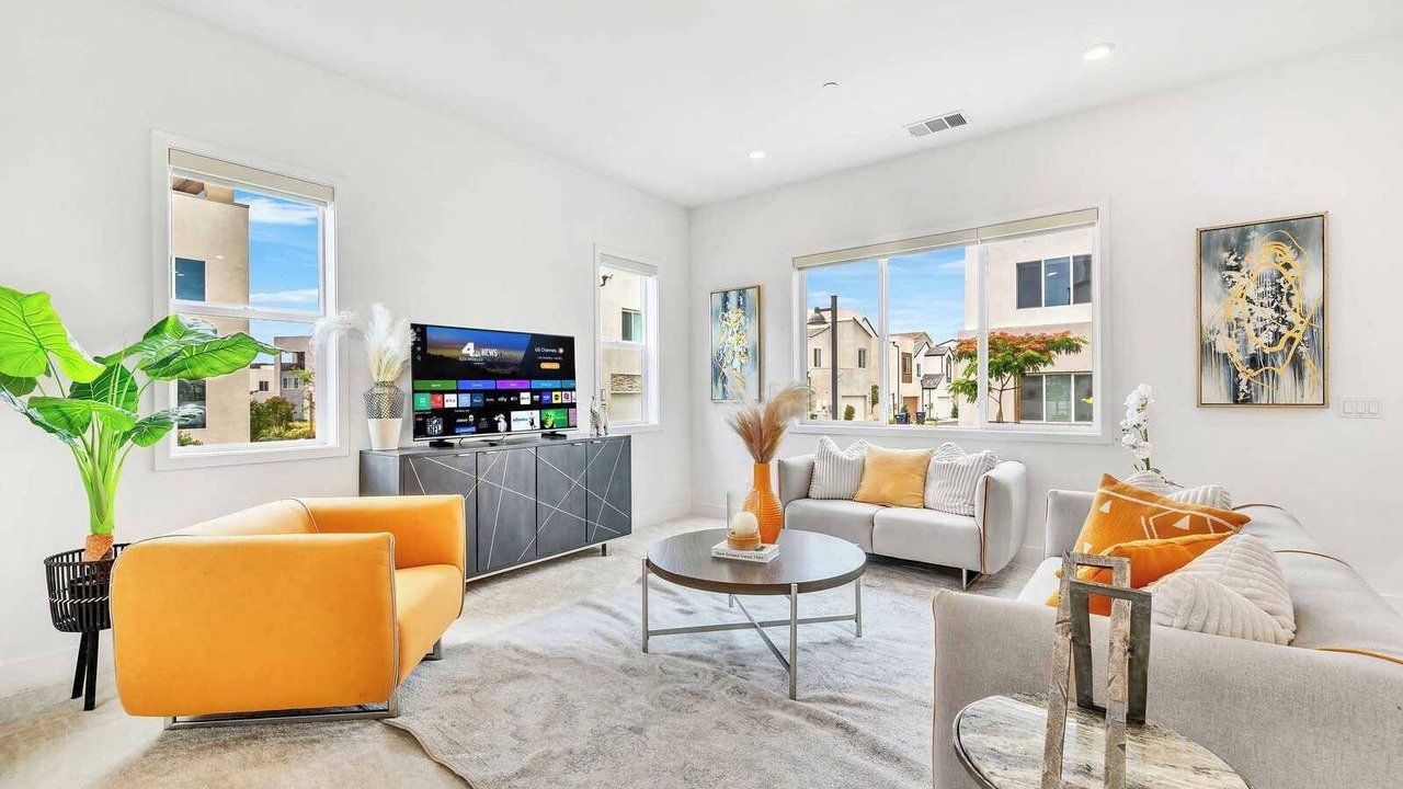 Photo of Livingroom in Irvine