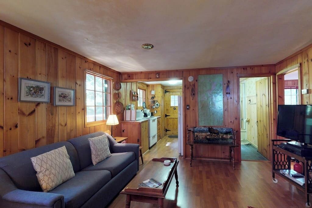 Photo of Livingroom in Greenville Junction