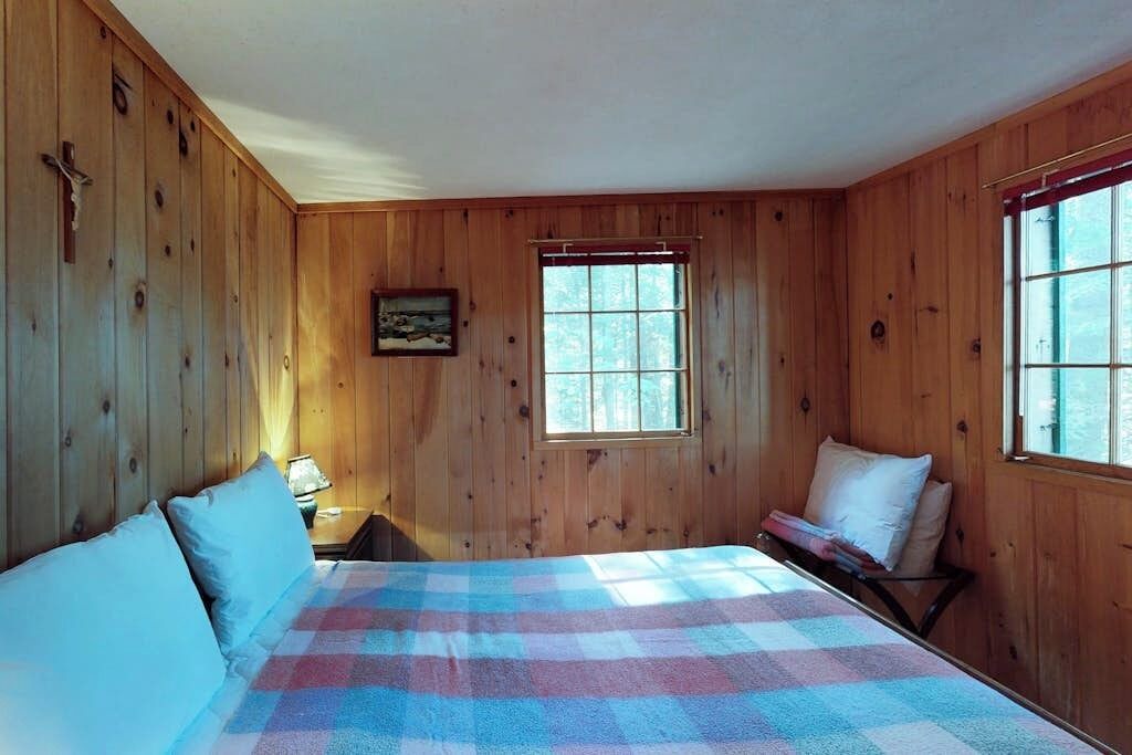Photo of Bedroom in Greenville Junction