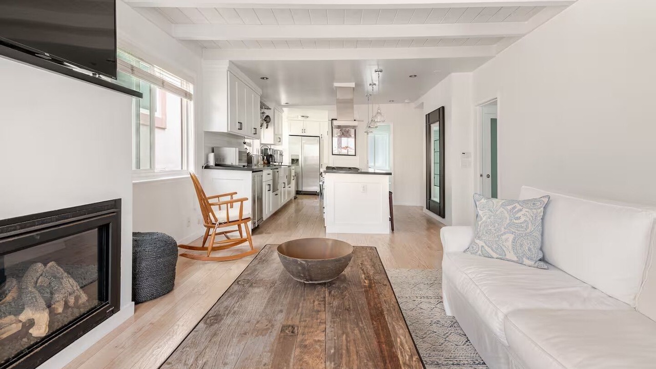 Photo of Livingroom in Sand Section