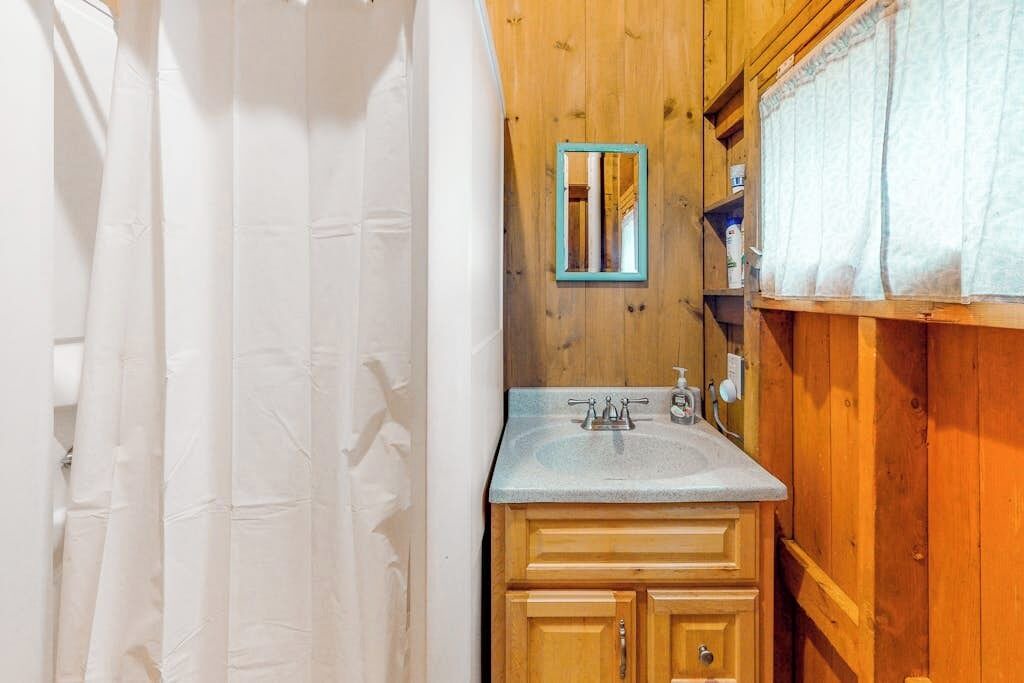 Photo of Bathroom in Port Clyde