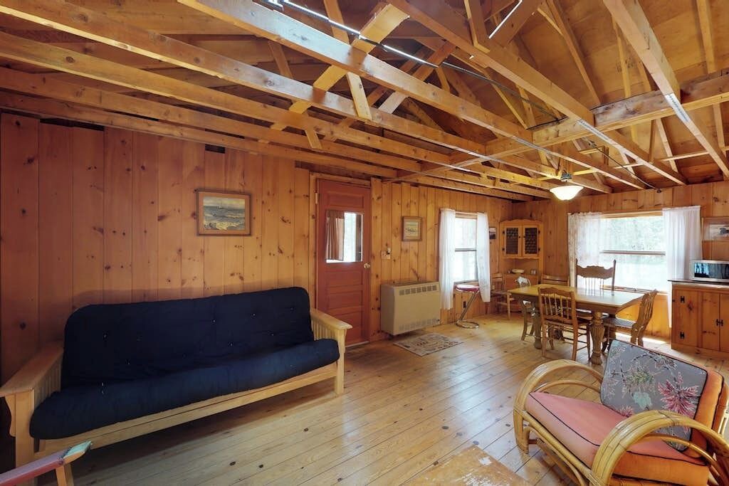 Photo of Livingroom in Northeast Somerset