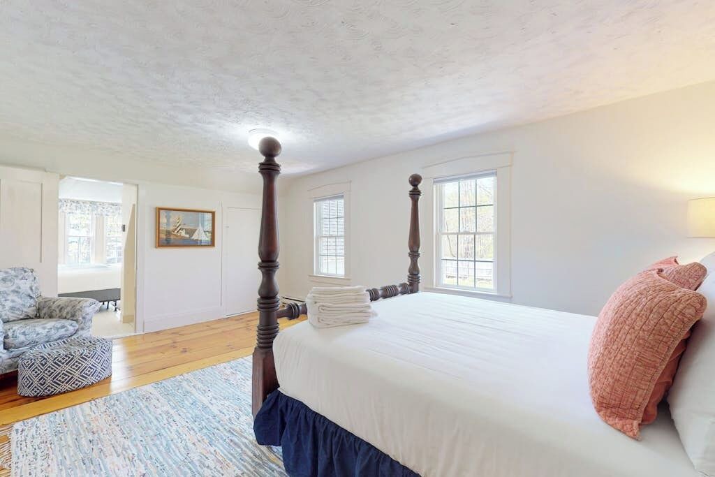 Photo of Bedroom in Warren