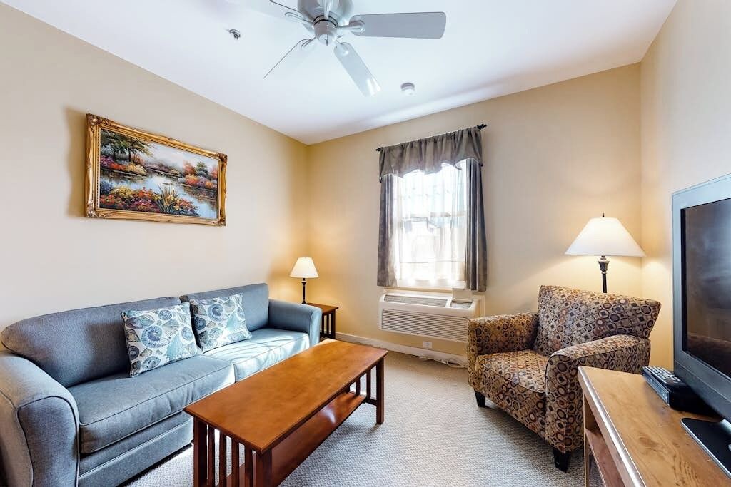 Photo of Livingroom in Northeast Harbor