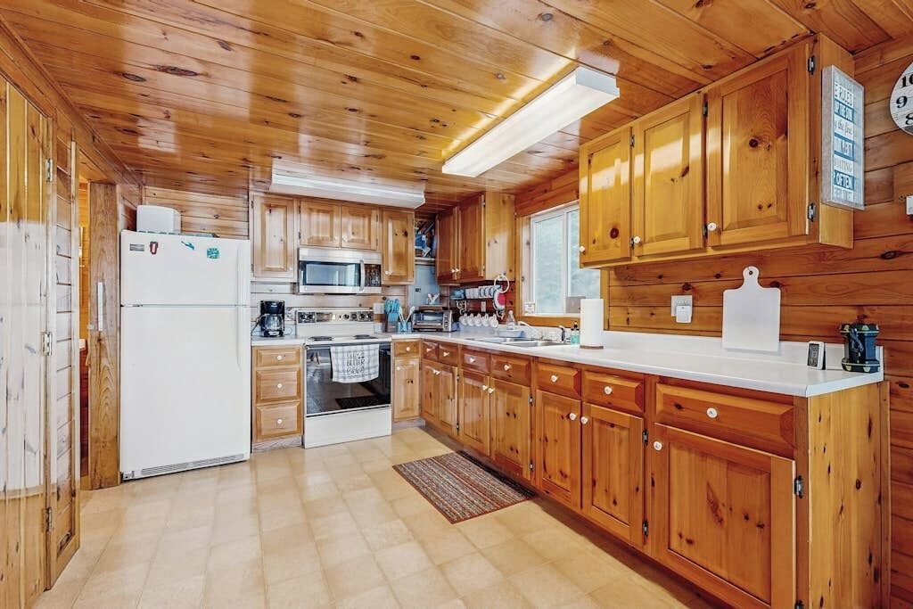 Photo of Kitchen in Otis