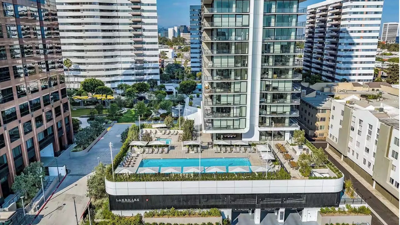 Photo of Outdoor in Sawtelle