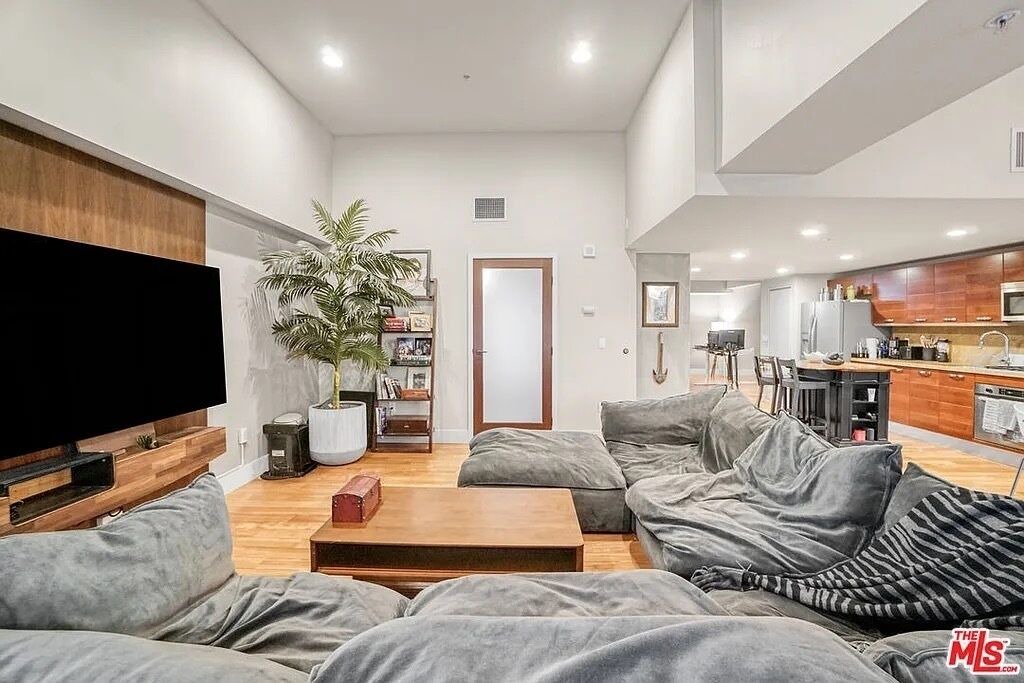 Photo of Livingroom in Historic Core