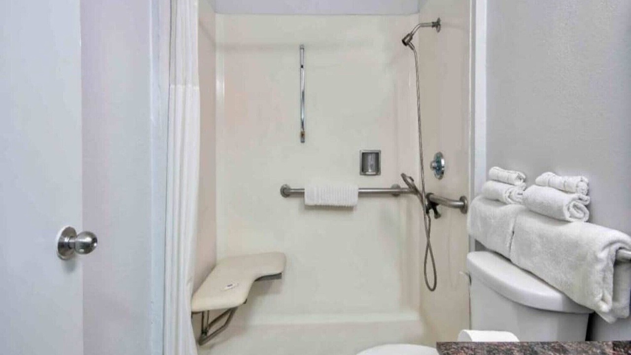 Photo of Bathroom in Carousel