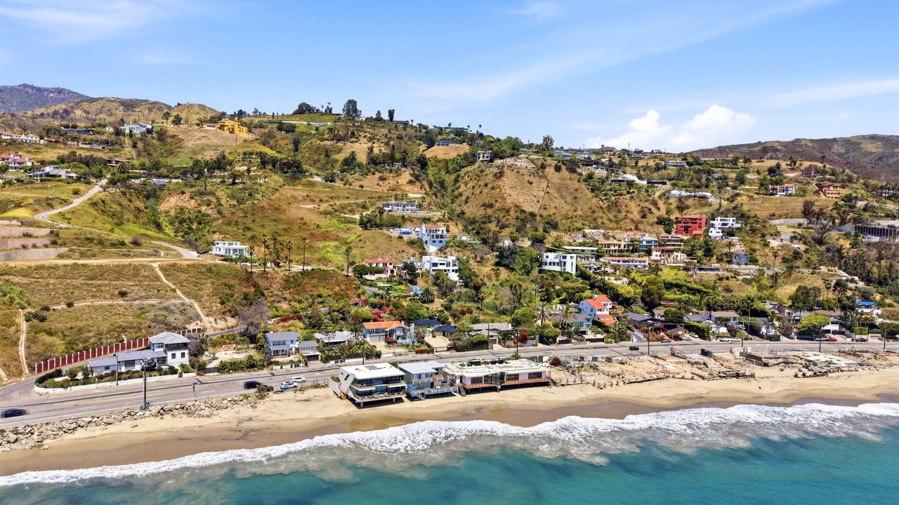 Photo of Others in Eastern Malibu
