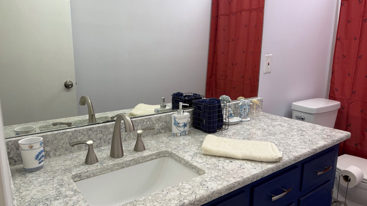 Photo of Bathroom in North Northwest Pensacola