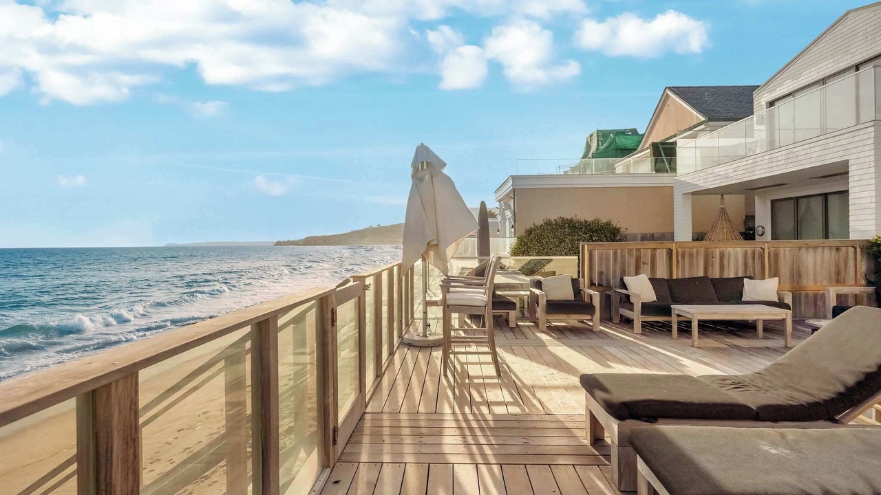 Photo of Patio Balcony in Eastern Malibu