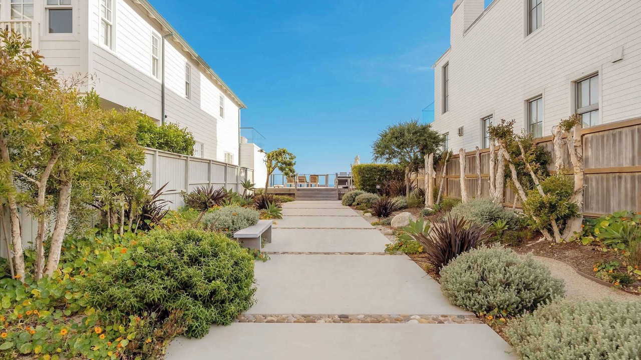 Photo of Outdoor in Eastern Malibu