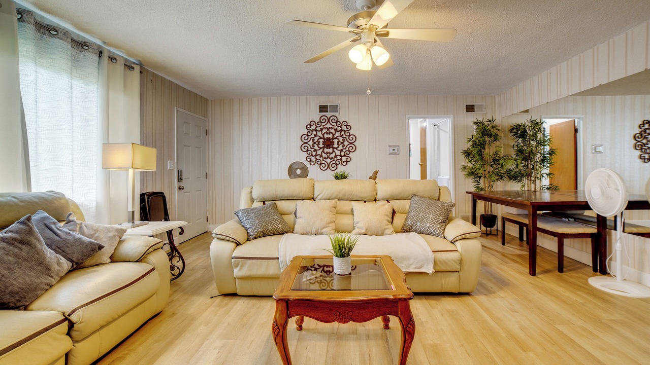 Photo of Livingroom in Riverside
