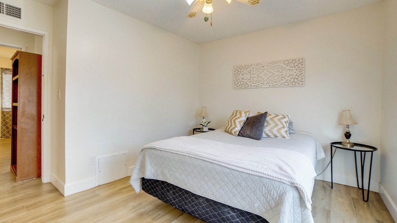Photo of Bedroom in Riverside