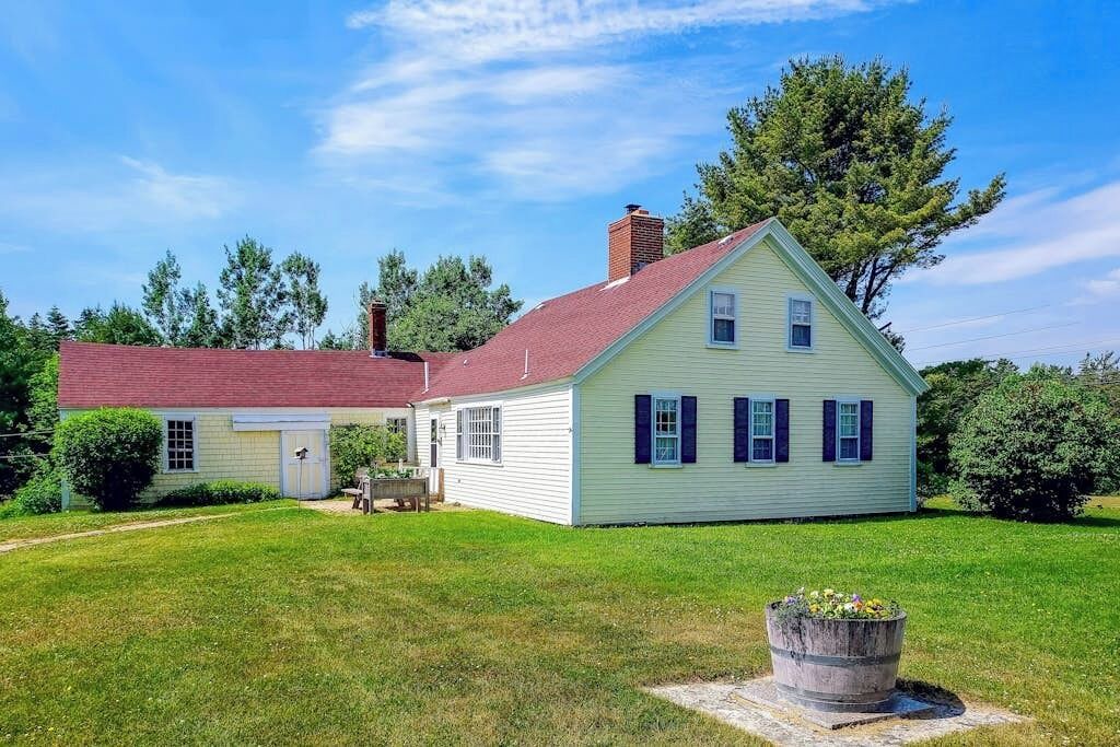 Photo of Outdoor in Hancock