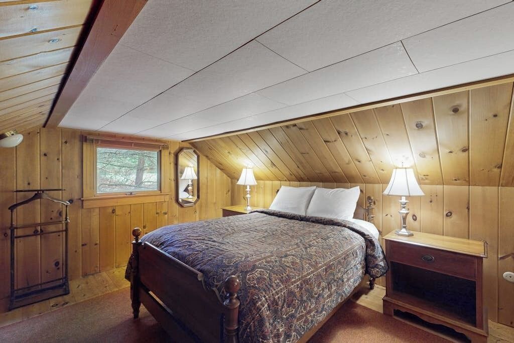 Photo of Bedroom in Greenville Junction