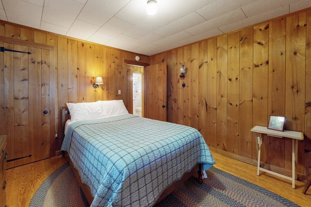 Photo of Bedroom in Greenville Junction
