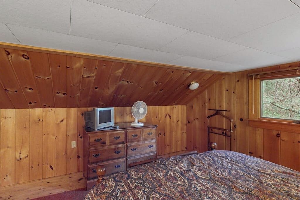 Photo of Bedroom in Greenville Junction