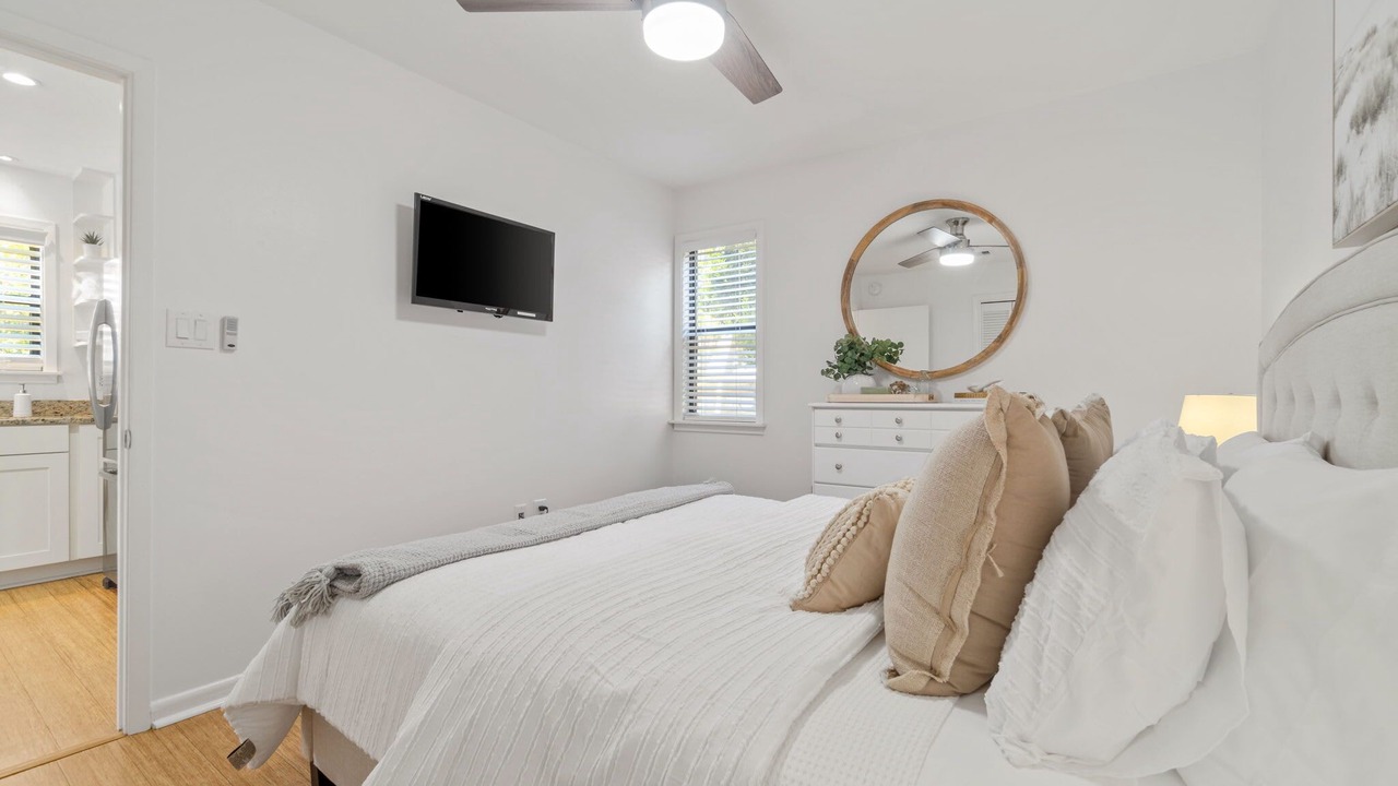 Photo of Bedroom in Seagrove Beach