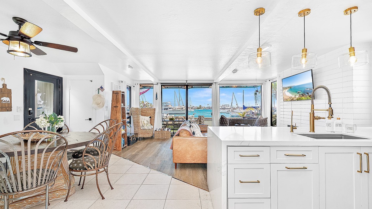 Photo of Bedroom in Balboa Island