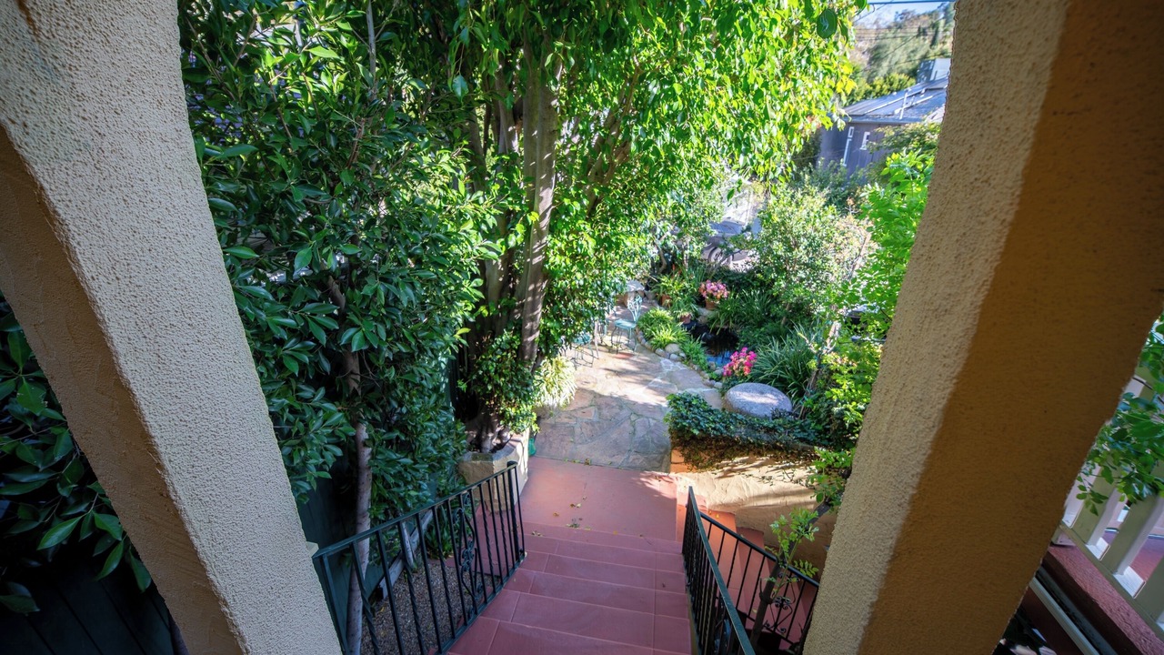 Photo of Outdoor in Beachwood Canyon
