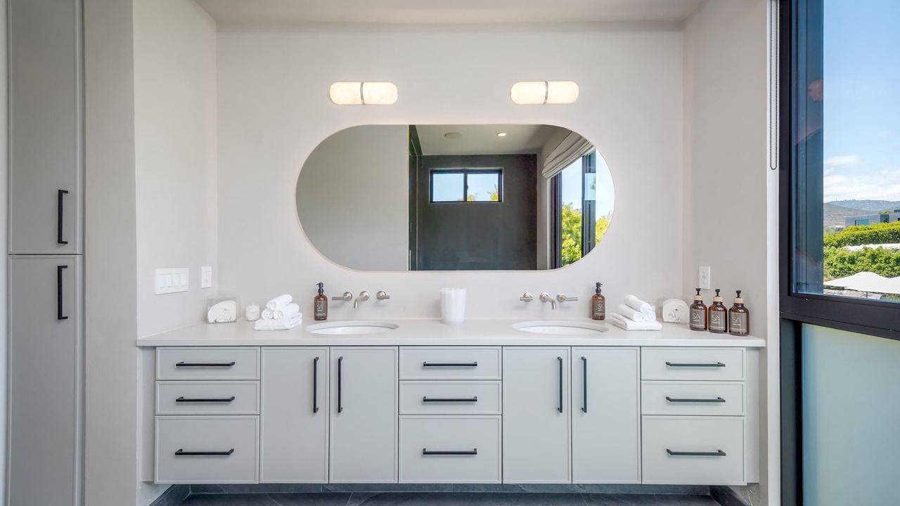 Photo of Bathroom in Central Malibu
