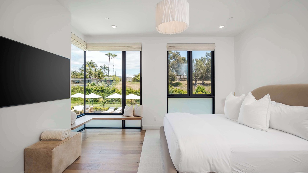 Photo of Bedroom in Central Malibu
