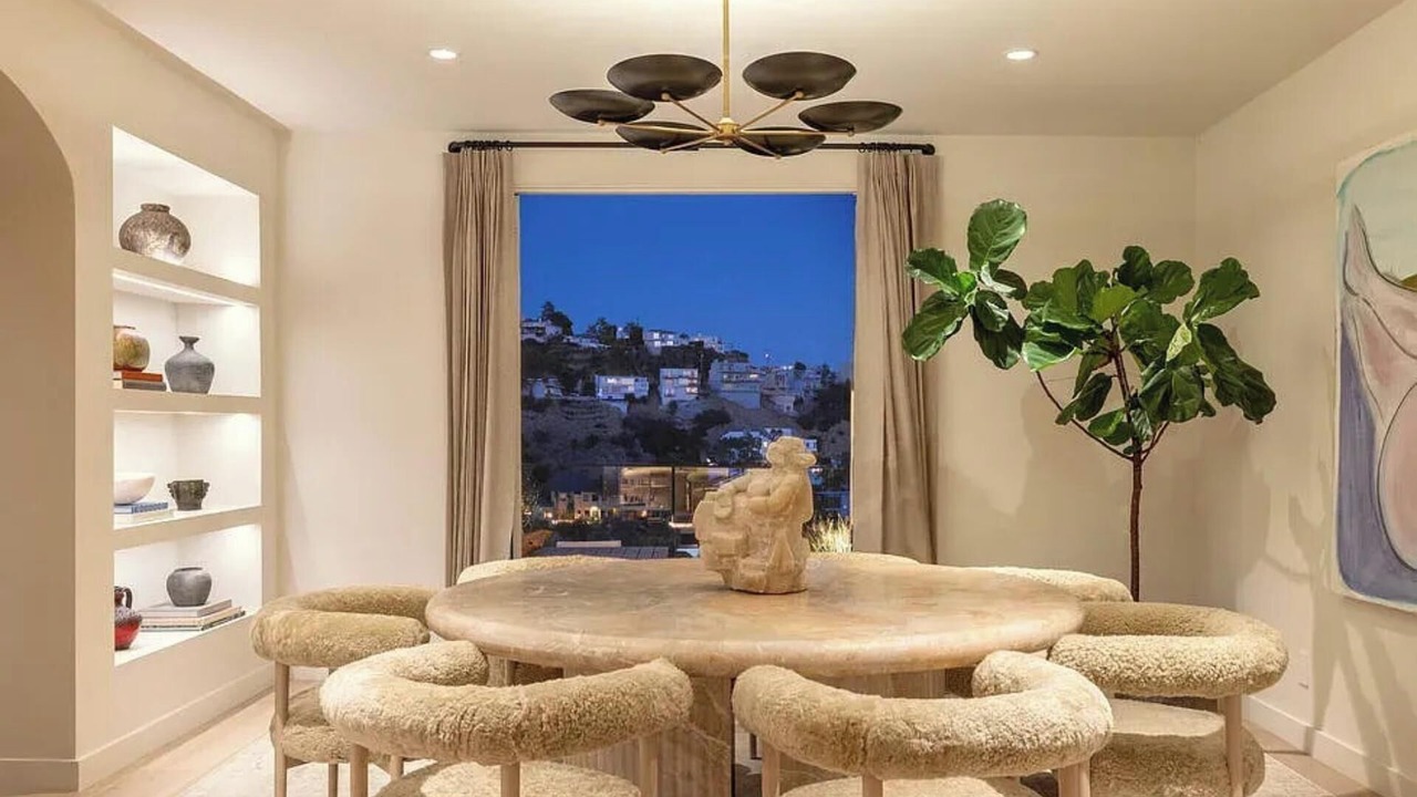 Photo of Others in Hollywood Hills West