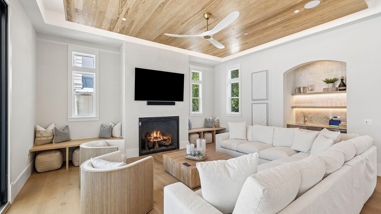 Photo of Livingroom in Seagrove Beach