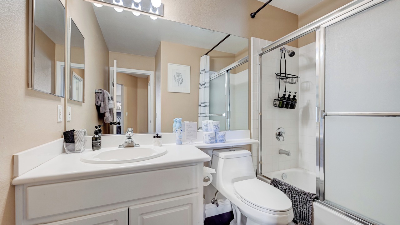Photo of Bathroom in Silverado Ranch