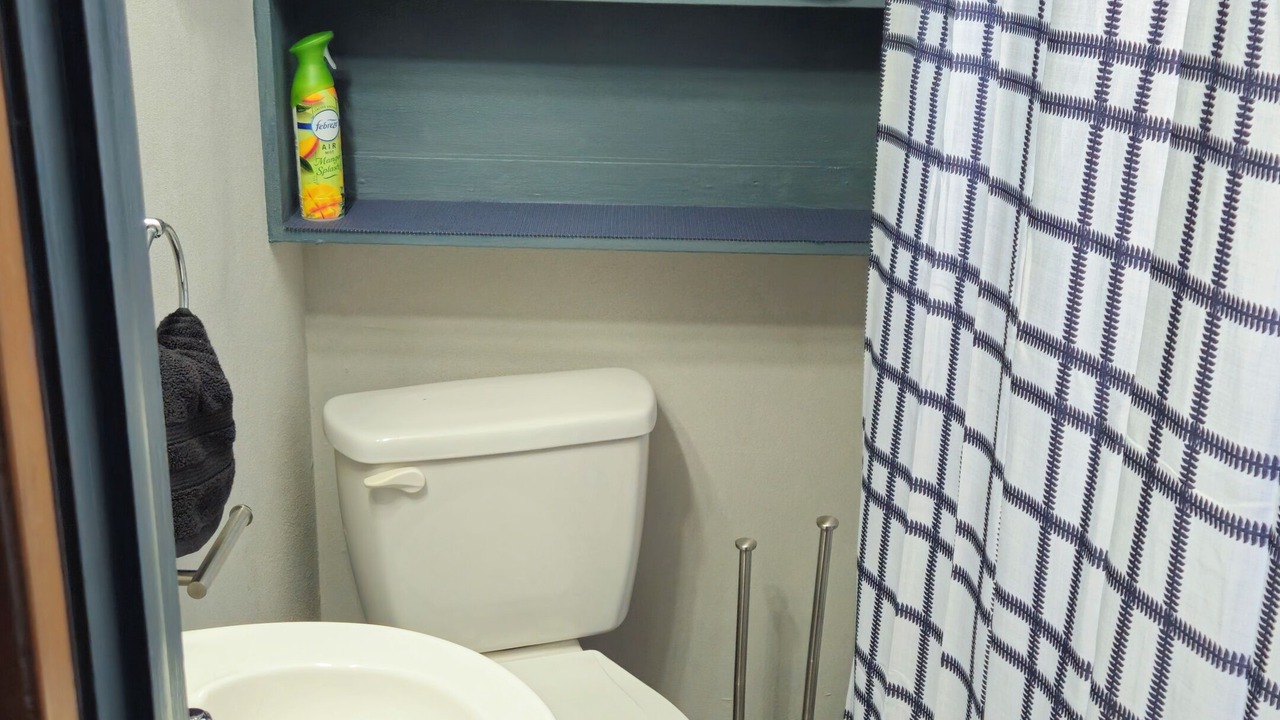 Photo of Bathroom in Fairview-Ferndale