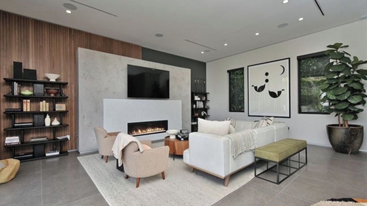 Photo of Livingroom in Sherman Oaks