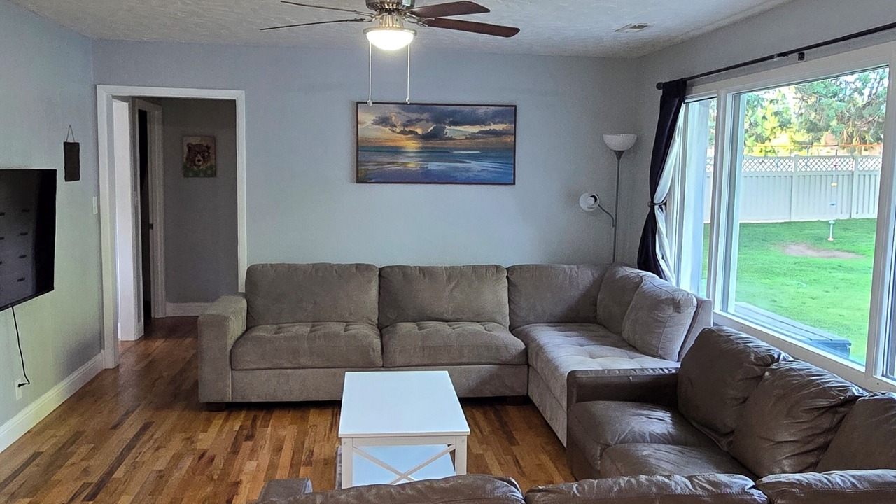 Photo of Livingroom in Eagle