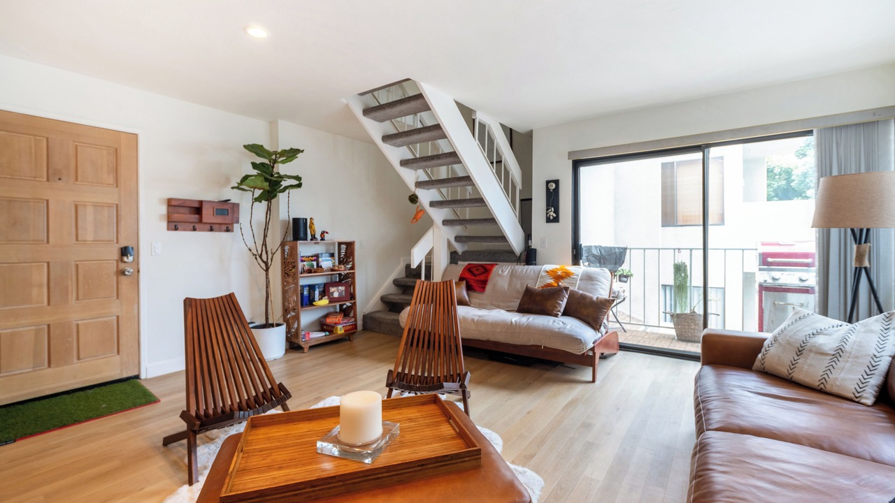 Photo of Livingroom in Crown Point