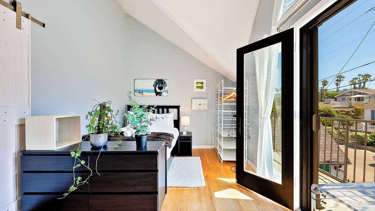 Photo of Bedroom in Beach Barber Tract