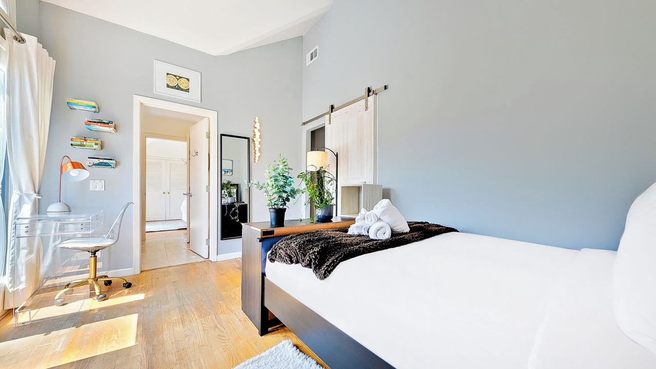 Photo of Bedroom in Beach Barber Tract