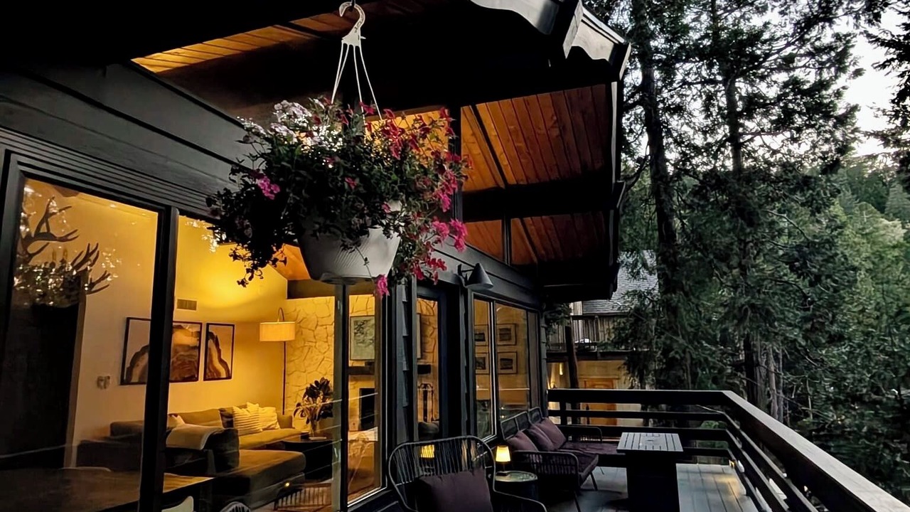 Photo of Patio Balcony in Crestline