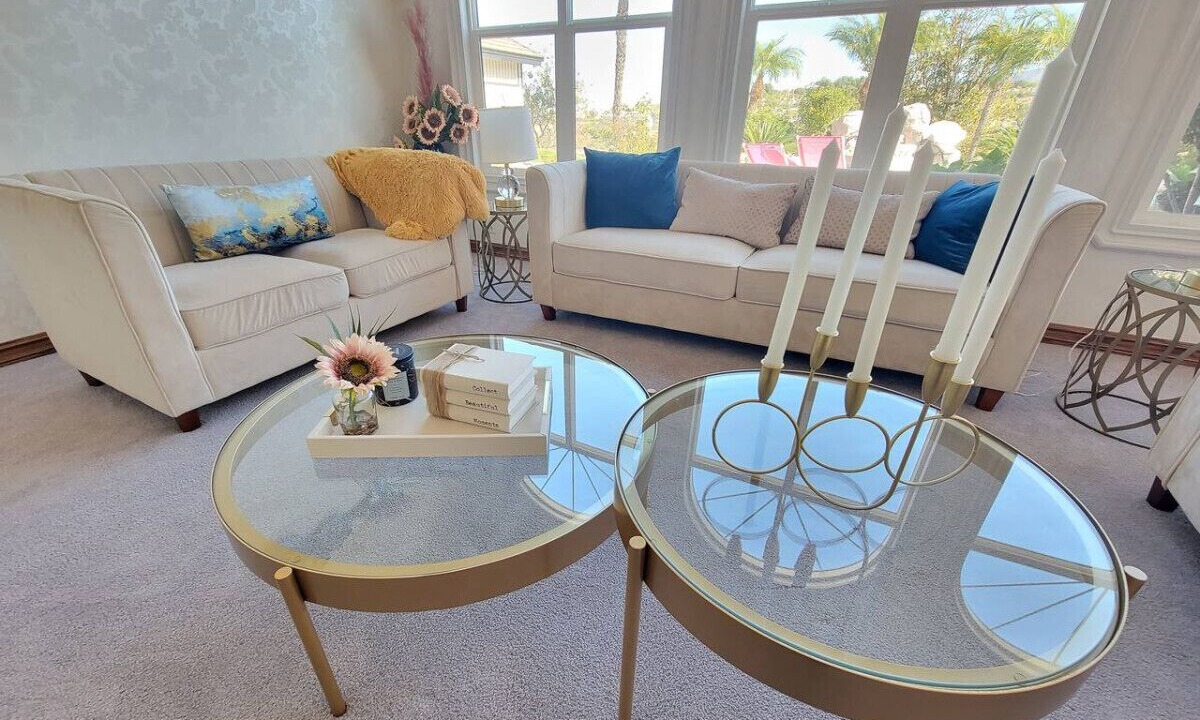 Photo of Livingroom in Anaheim Hills