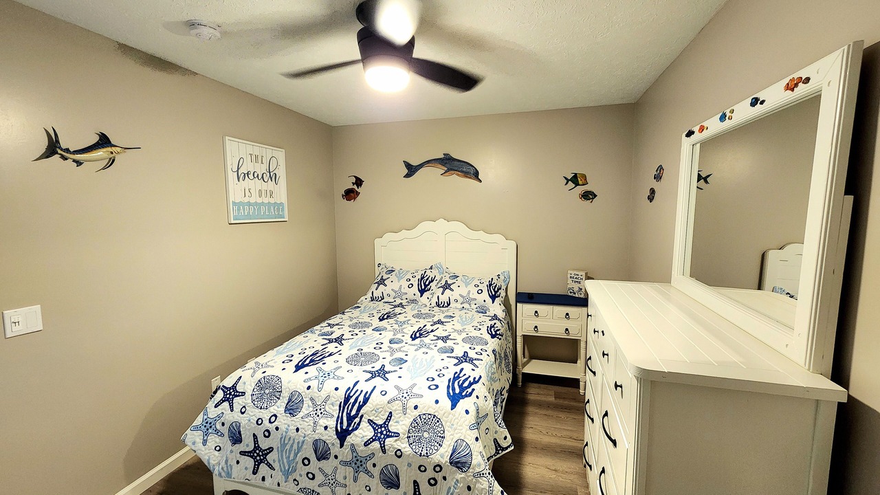 Photo of Bedroom in Biltmore Beach
