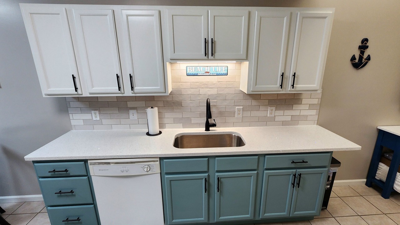 Photo of Kitchen in Biltmore Beach