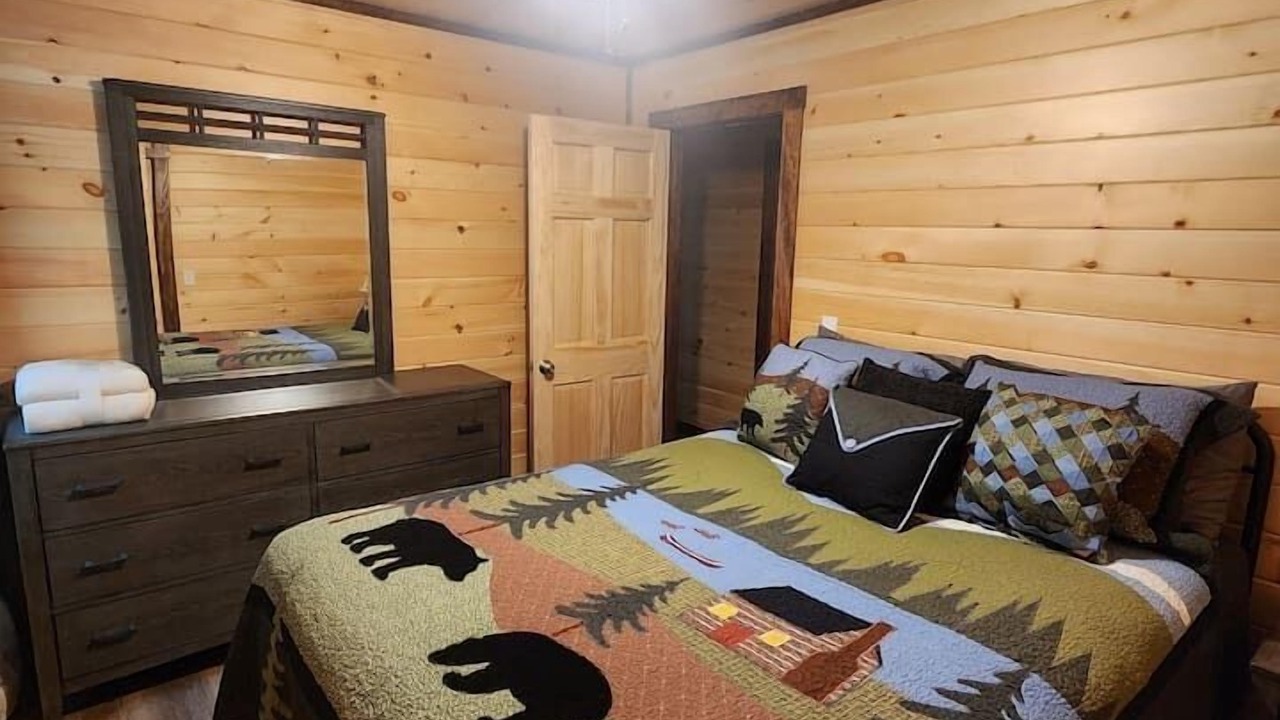 Photo of Bedroom in Millinocket