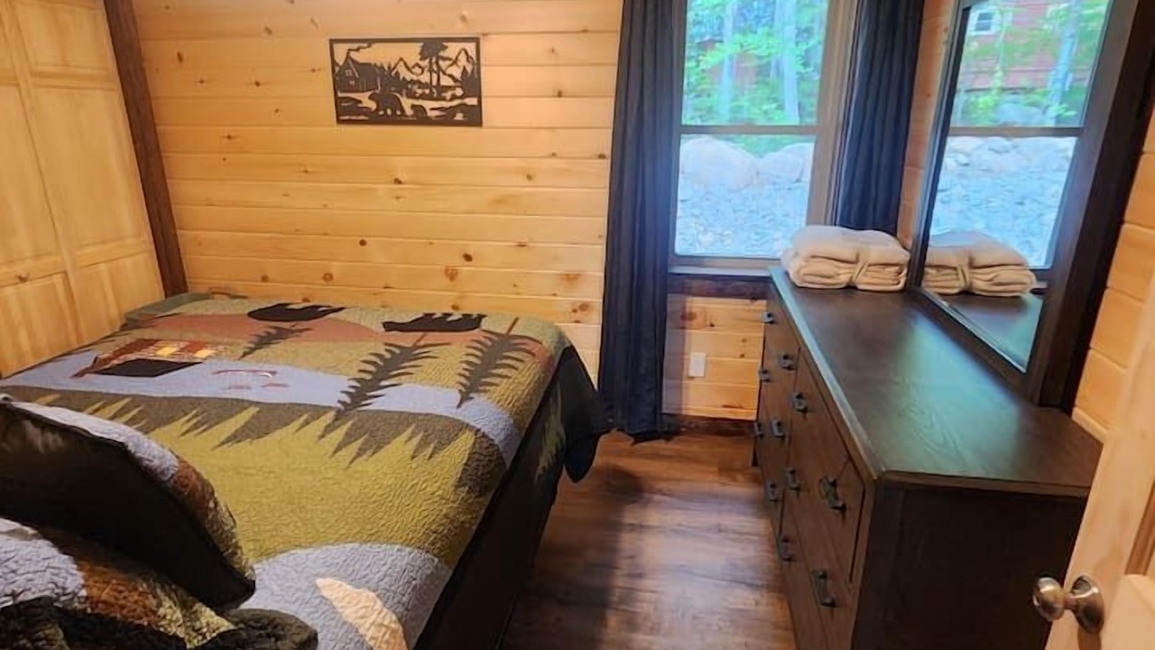 Photo of Bedroom in Millinocket