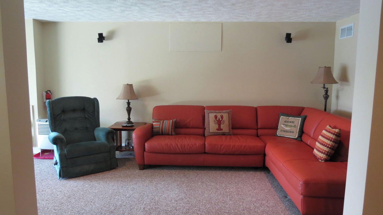 Photo of Livingroom in Oakland
