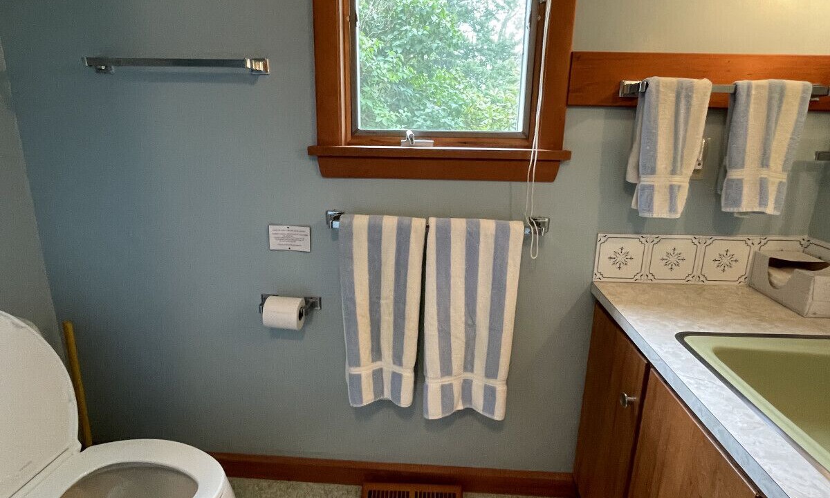 Photo of Bathroom in Vinalhaven
