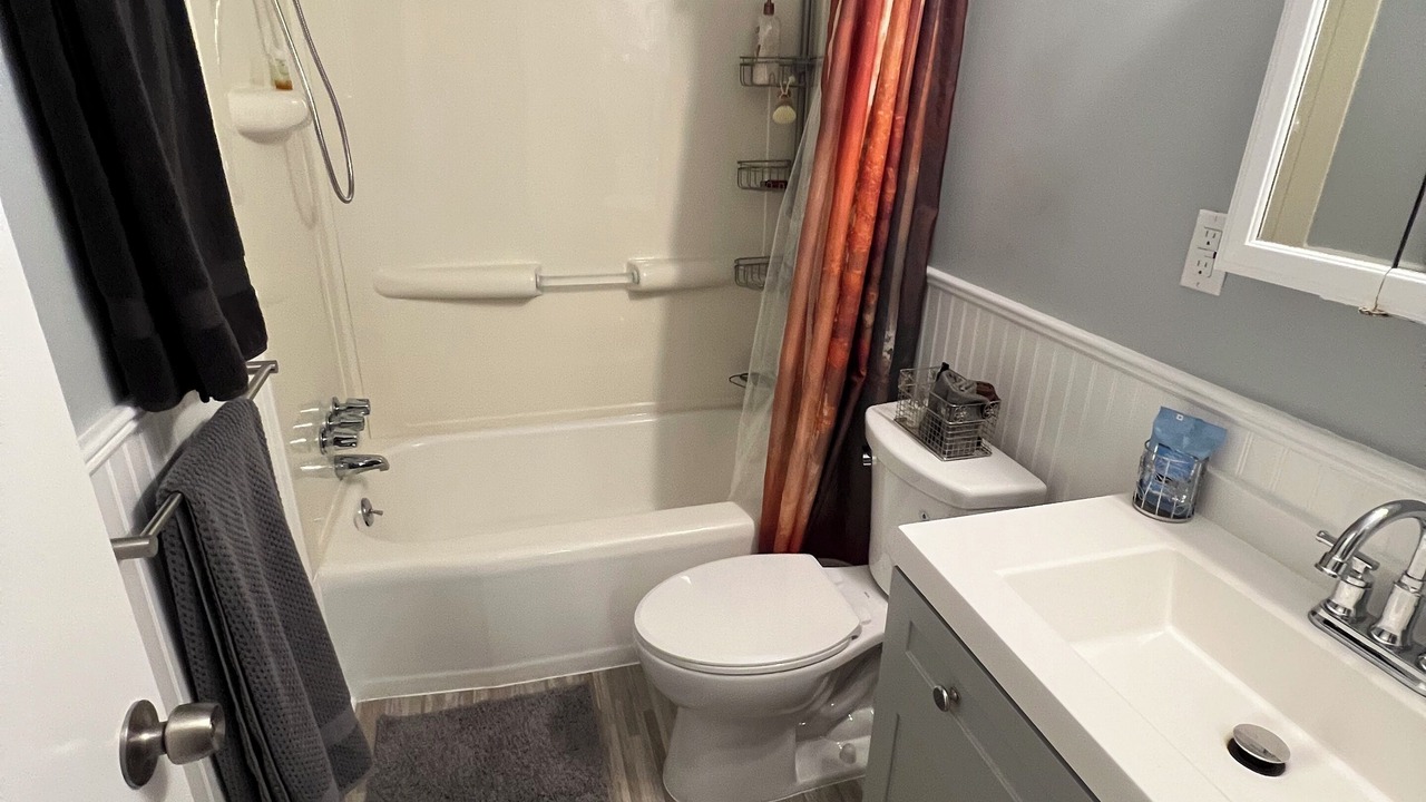 Photo of Bathroom in Northeast Pensacola
