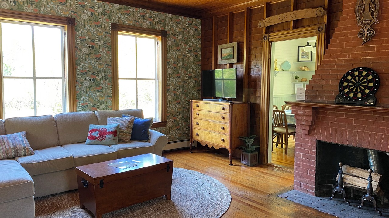 Photo of Livingroom in Brooklin
