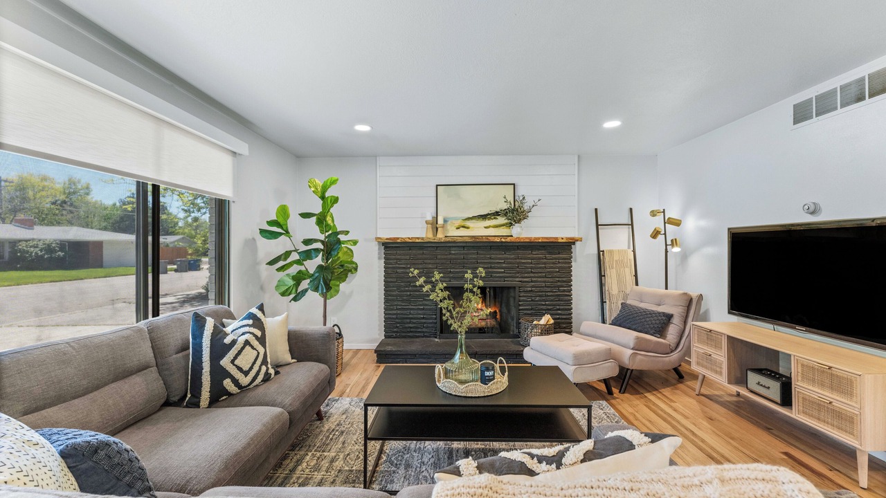 Photo of Livingroom in Boise Bench