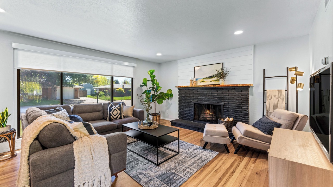 Photo of Livingroom in Boise Bench